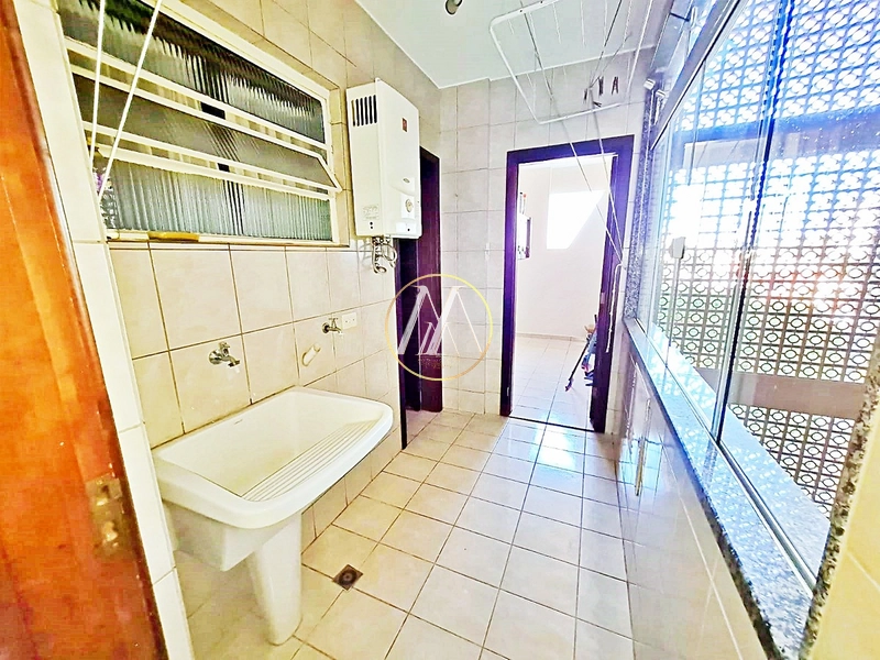 Apartamento central com 90m², 3 dormitórios, sacada: 8ª foto da galeria de imagens do imóvel