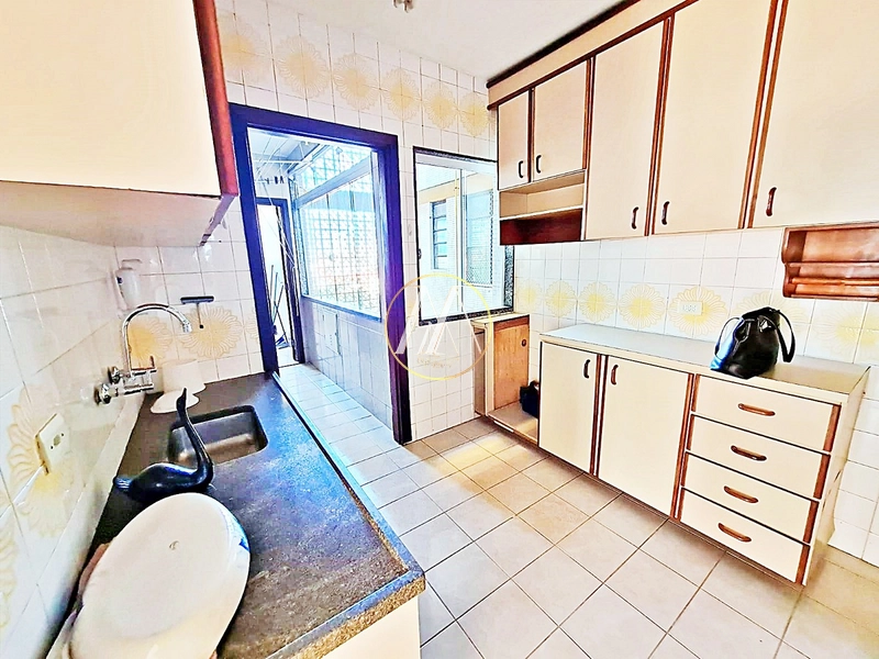 Apartamento central com 90m², 3 dormitórios, sacada: 5ª foto da galeria de imagens do imóvel
