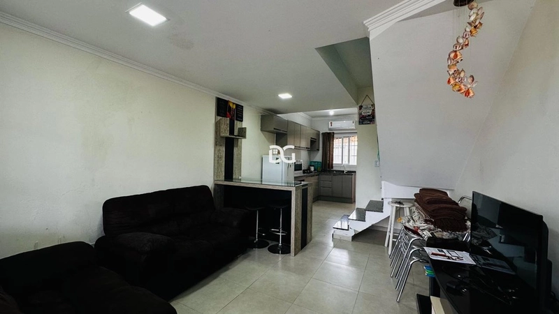 Duplex de 2 suites: 3ª foto da galeria de imagens do imóvel