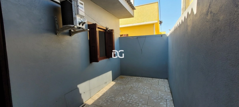 Casa Geminada de 3 dormitórios: 16ª foto da galeria de imagens do imóvel