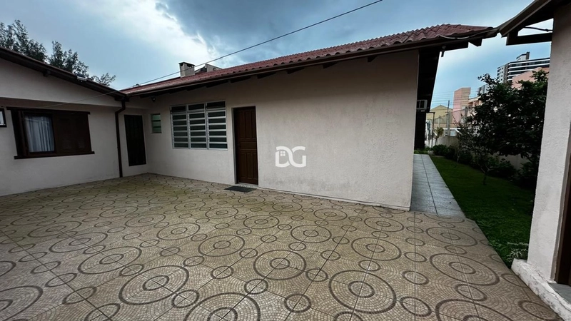 Casa ao lado da Avenida da Igreja e junto a SAT em Tramandaí: 27ª foto da galeria de imagens do imóvel
