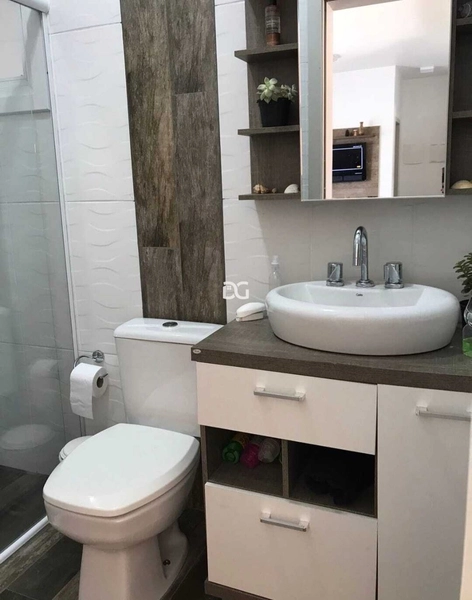 Casa com 5 quartos: 8ª foto da galeria de imagens do imóvel