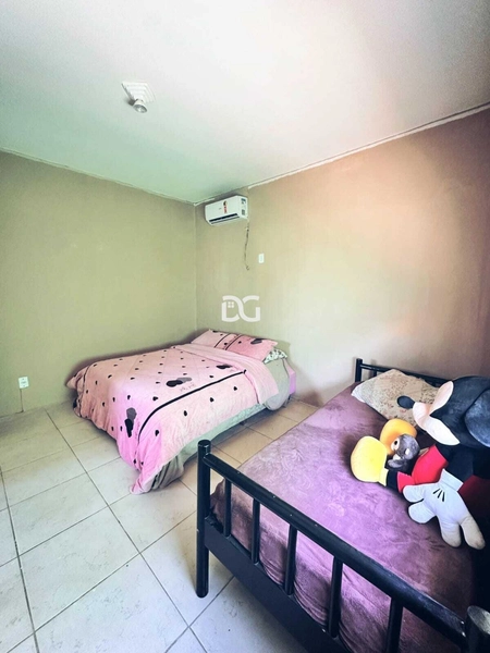 Casa de 7 dormitórios: 10ª foto da galeria de imagens do imóvel