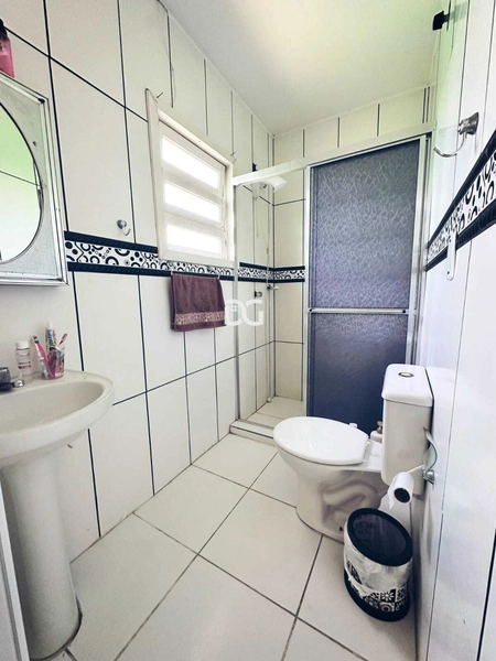 Casa de 7 dormitórios: 12ª foto da galeria de imagens do imóvel