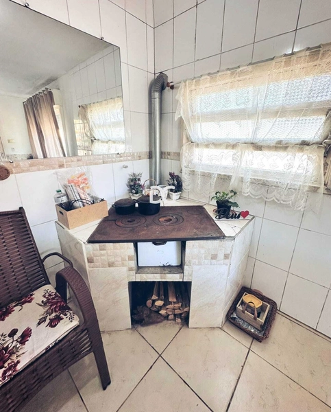 Casa de 7 dormitórios: 5ª foto da galeria de imagens do imóvel