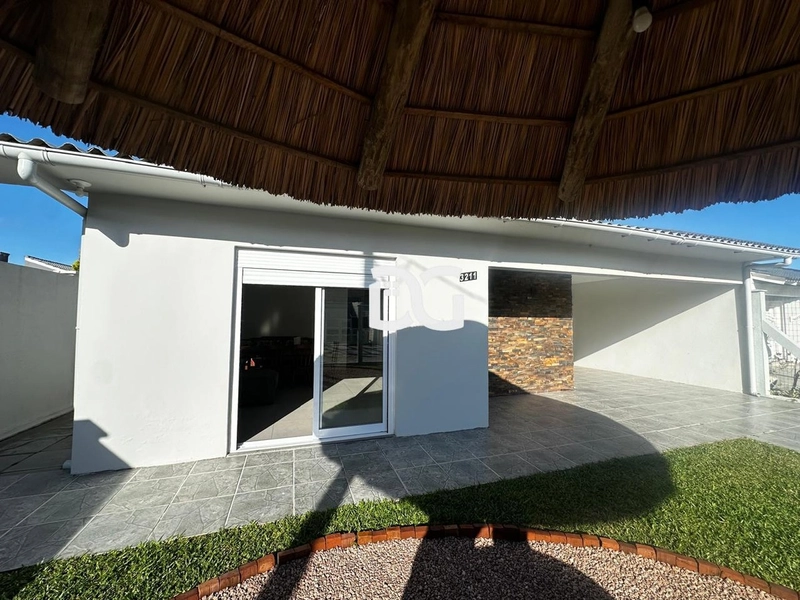 Casa 3 dorm. + anexo a 1 quadra de dstância do mar: 7ª foto da galeria de imagens do imóvel