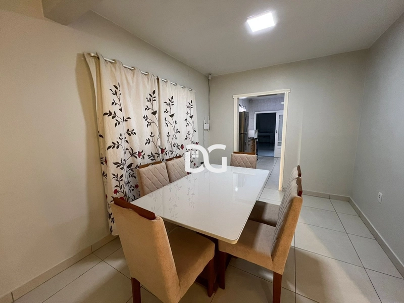 Casa de 3 dormitórios próxima ao centro de Tramandaí: 6ª foto da galeria de imagens do imóvel