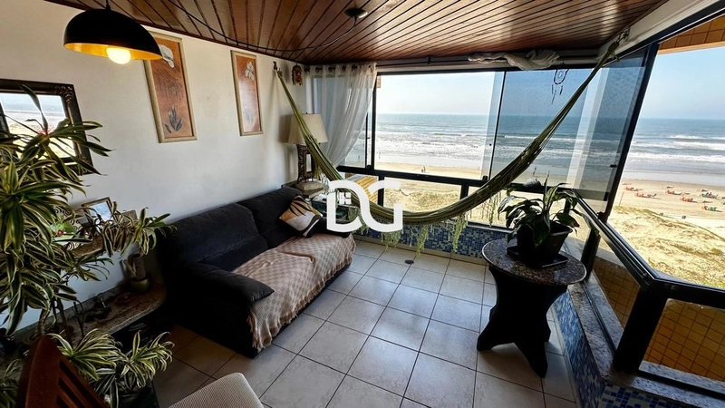 Excelente apartamento de frente para o mar em Tramandaí: 1ª foto da galeria de imagens do imóvel