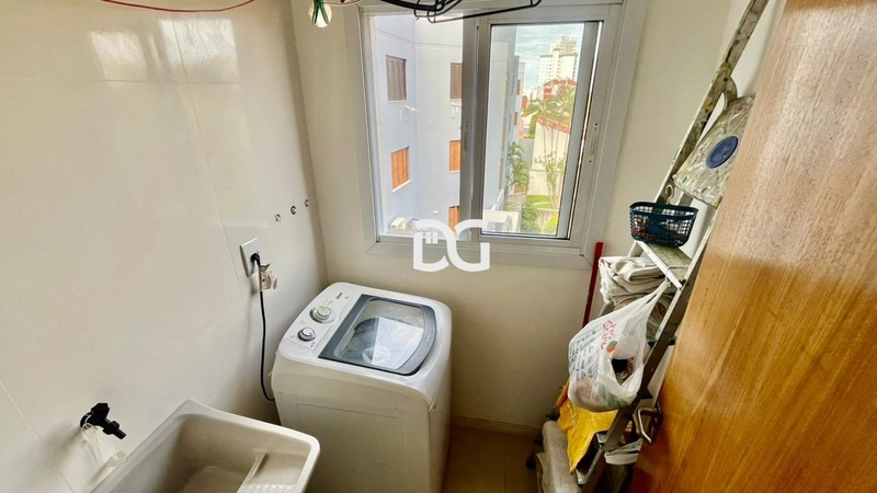 Apartamento de 1 dormitório com sacada integrada: 8ª foto da galeria de imagens do imóvel