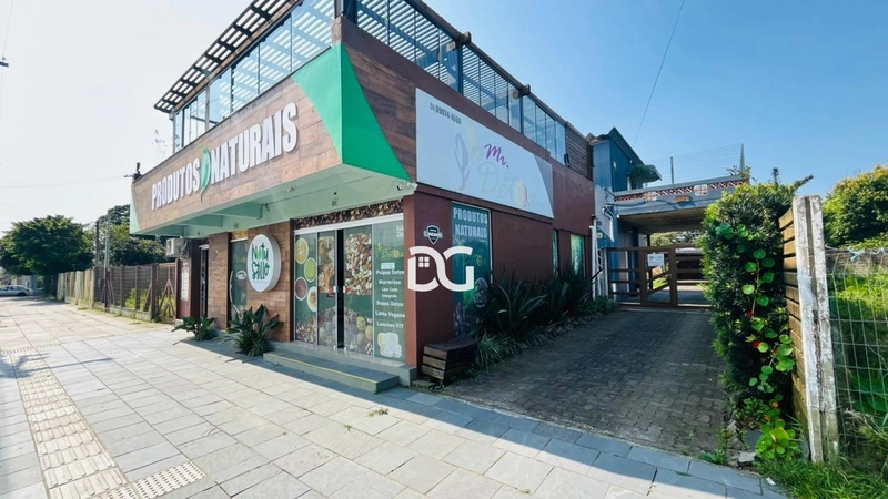 Duas lojas comerciais no centro de Tramandaí: 2ª foto da galeria de imagens do imóvel