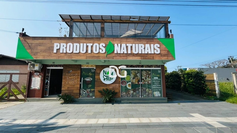 Duas lojas comerciais no centro de Tramandaí: 1ª foto da galeria de imagens do imóvel