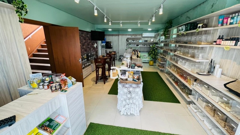 Duas lojas comerciais no centro de Tramandaí: 5ª foto da galeria de imagens do imóvel