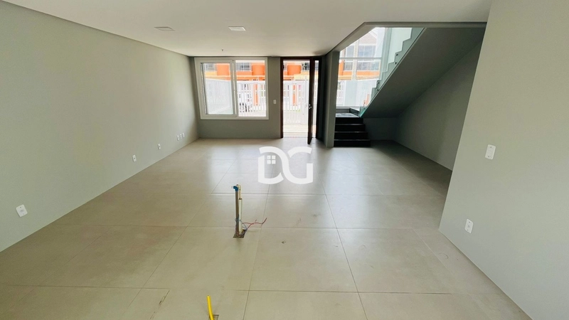 Duplex de alto padrão para venda no centro: 5ª foto da galeria de imagens do imóvel