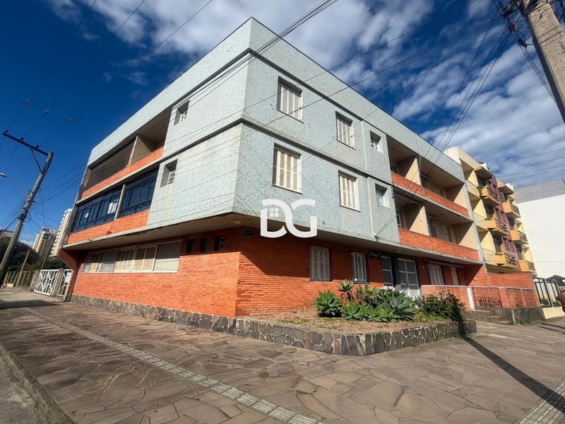 Apartamento a uma quadra do mar na Avenida da Igreja: 1ª foto da galeria de imagens do imóvel
