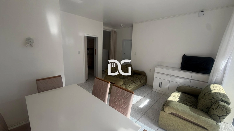Apartamento a uma quadra do mar na Avenida da Igreja: 5ª foto da galeria de imagens do imóvel