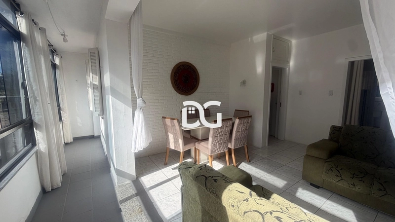 Apartamento a uma quadra do mar na Avenida da Igreja: 3ª foto da galeria de imagens do imóvel