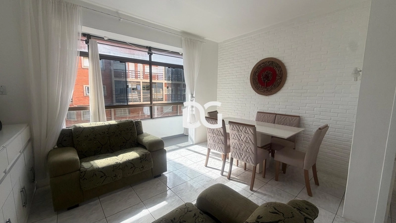 Apartamento a uma quadra do mar na Avenida da Igreja: 2ª foto da galeria de imagens do imóvel