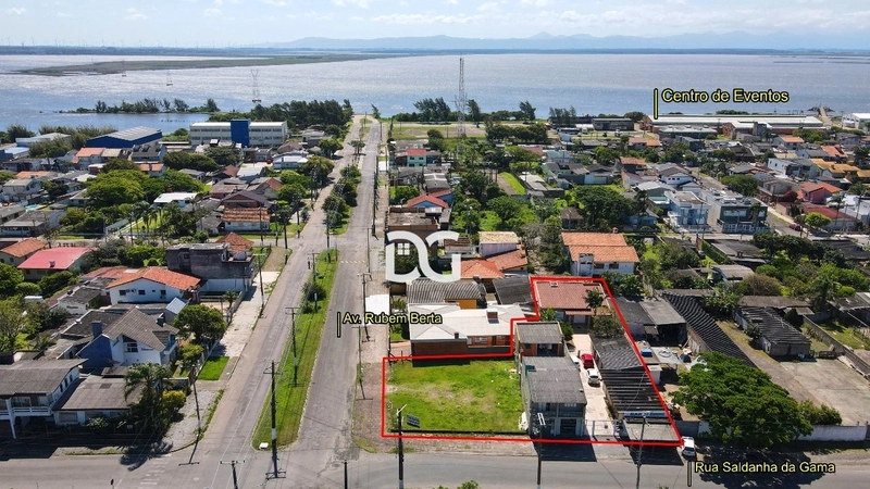 Terreno de esquina: 4ª foto da galeria de imagens do imóvel
