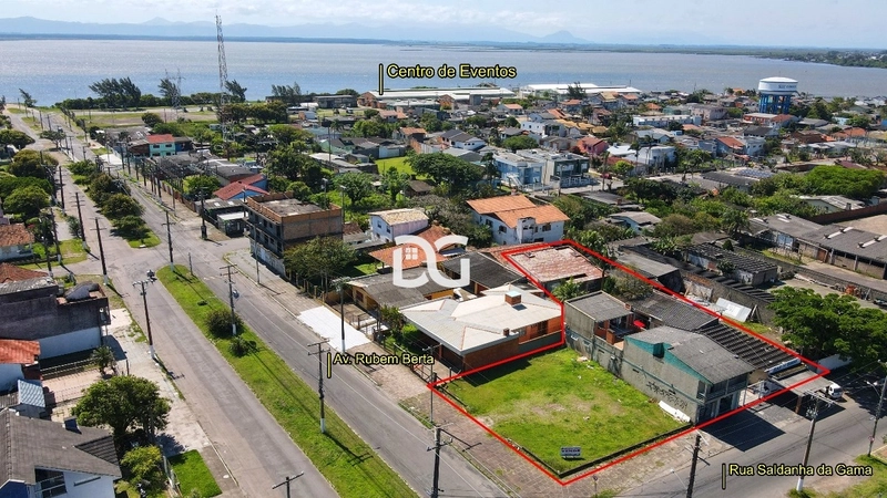 Terreno de esquina: 3ª foto da galeria de imagens do imóvel