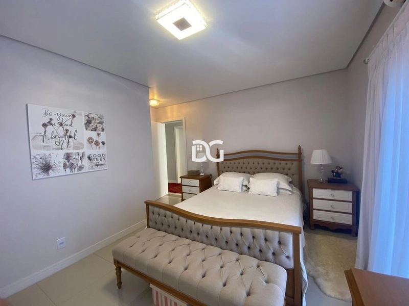 Casa de alto padrão em condomínio: 16ª foto da galeria de imagens do imóvel