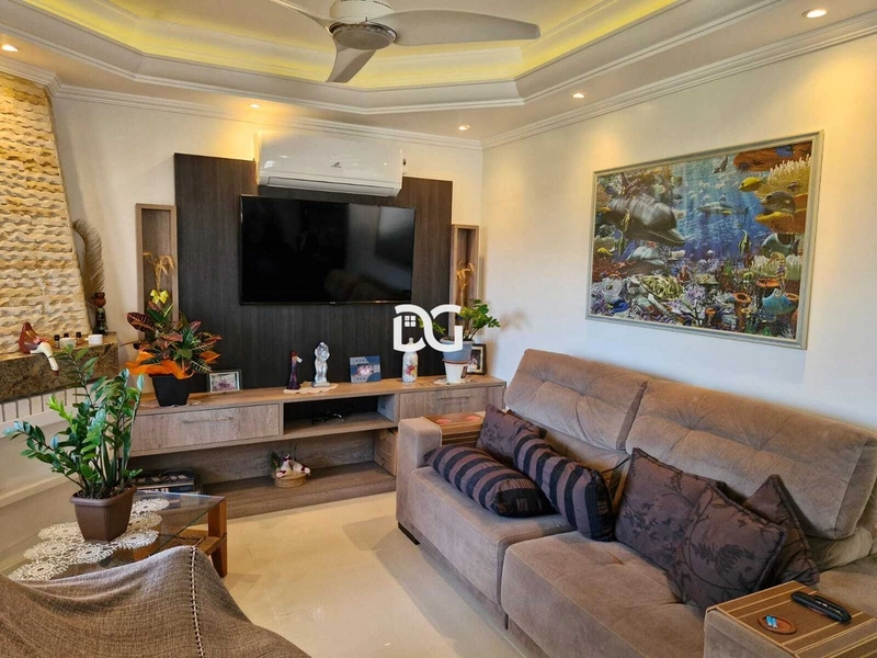 Casa semimobiliada a apenas 1 quadra do mar: 9ª foto da galeria de imagens do imóvel