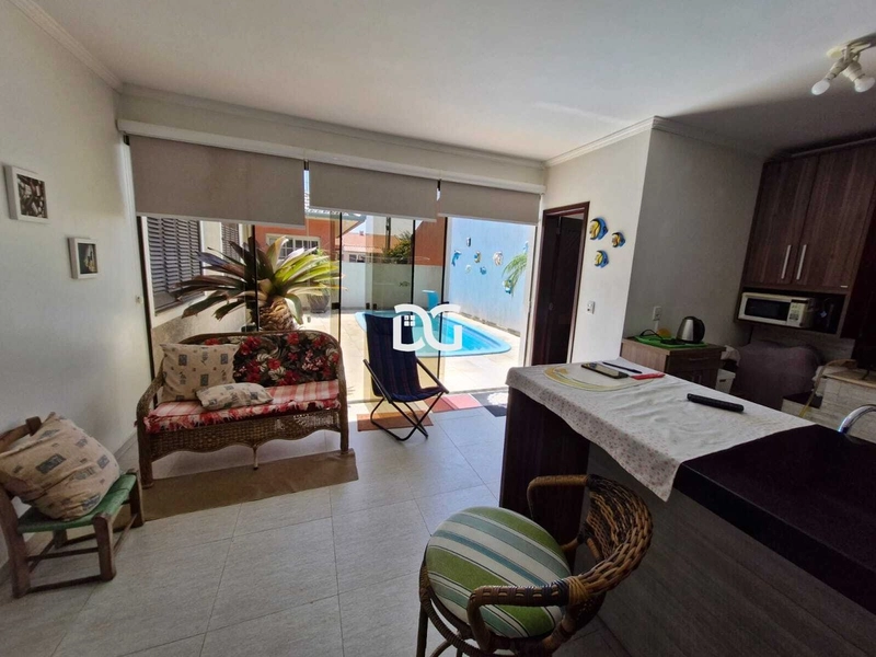 Casa semimobiliada a apenas 1 quadra do mar: 18ª foto da galeria de imagens do imóvel