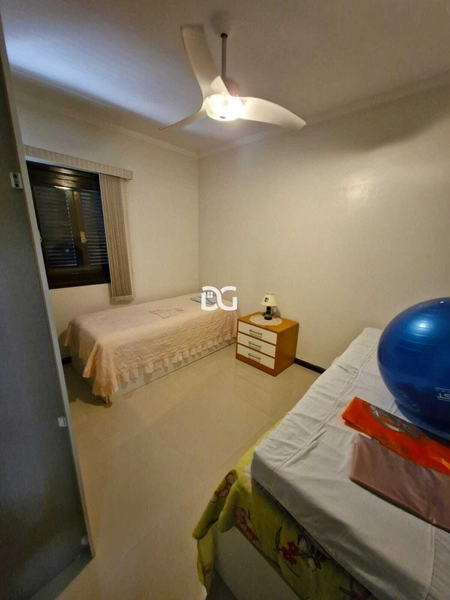 Casa semimobiliada a apenas 1 quadra do mar: 20ª foto da galeria de imagens do imóvel