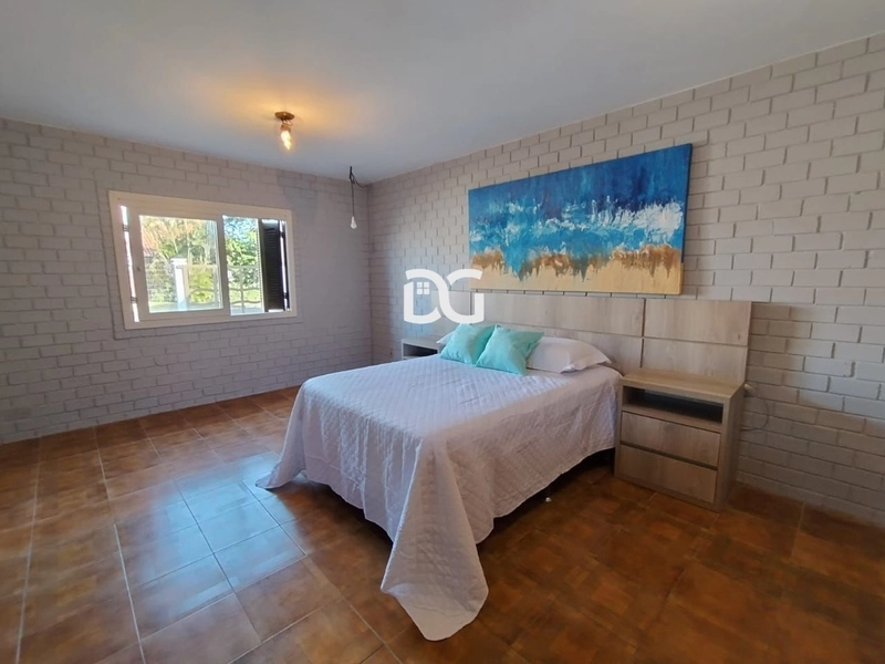 Casa com suite: 11ª foto da galeria de imagens do imóvel