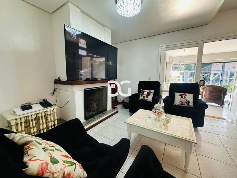 Sobrado Triplex mobiliado: 8ª foto da galeria de imagens do imóvel
