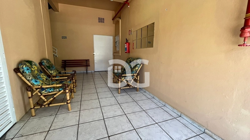 Apartamento de 1 dormitório para aluguel de temporada no centro da cid: 3ª foto da galeria de imagens do imóvel