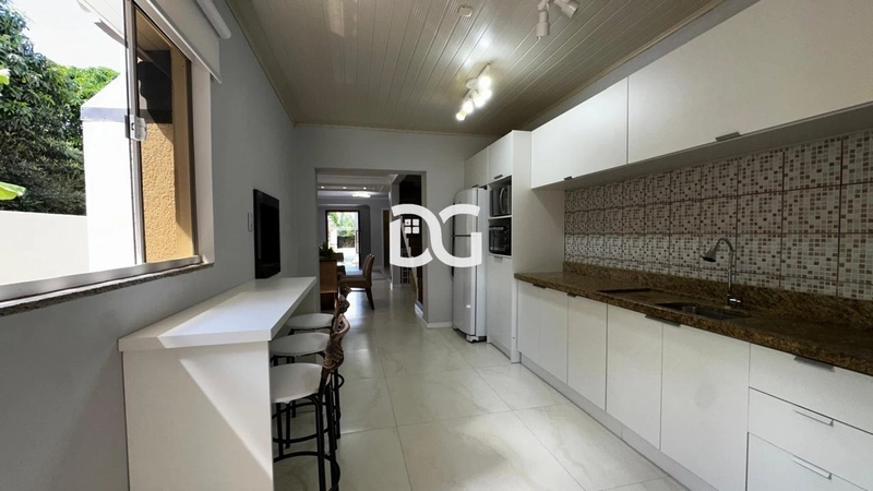 Casa moderna e aconchegante, composta por 3 suítes amplas.: 9ª foto da galeria de imagens do imóvel