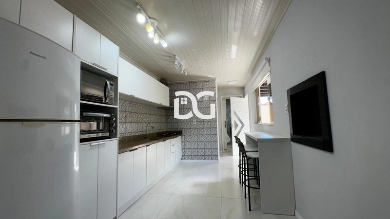 Casa moderna e aconchegante, composta por 3 suítes amplas.: 8ª foto da galeria de imagens do imóvel