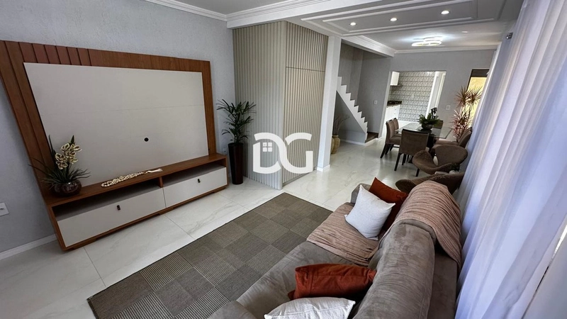 Casa moderna e aconchegante, composta por 3 suítes amplas.: 5ª foto da galeria de imagens do imóvel