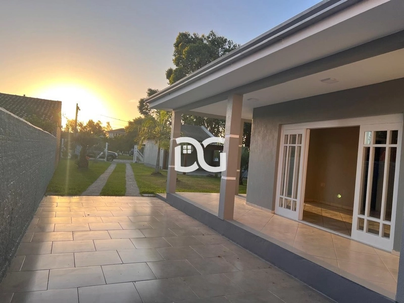 Casa com estrutura em laje de concreto,oferecendo conforto e segurança: 6ª foto da galeria de imagens do imóvel