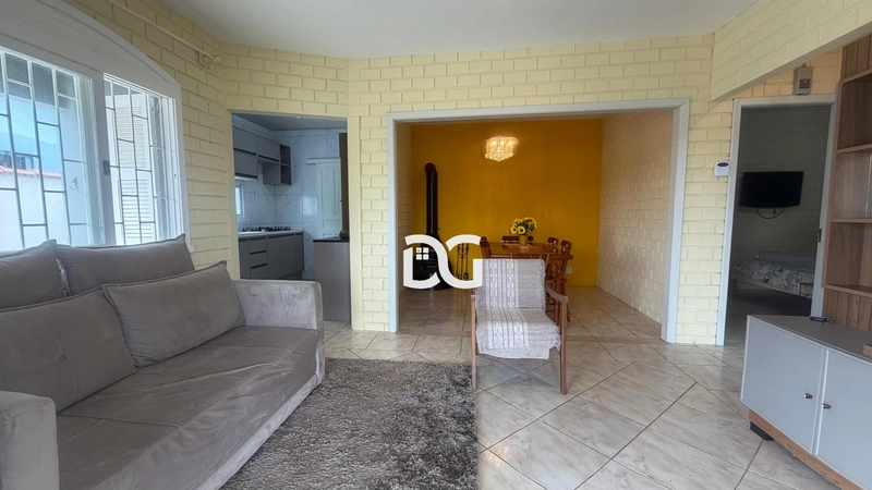 Casa térrea de esquina mobiliada, situada em uma região residencial: 7ª foto da galeria de imagens do imóvel