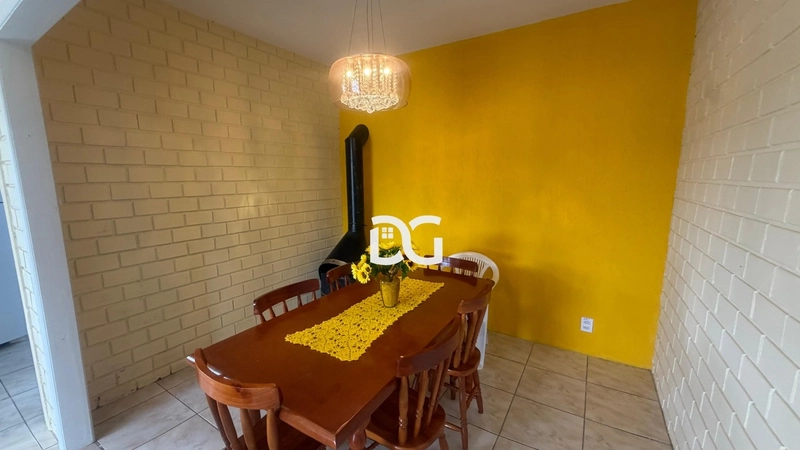 Casa térrea de esquina mobiliada, situada em uma região residencial: 11ª foto da galeria de imagens do imóvel