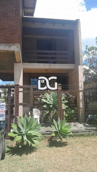 Casa aconchegante com dois dormitórios: 1ª foto da galeria de imagens do imóvel