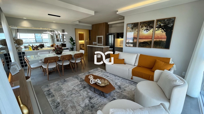 Apartamento mobiliado e decorado, composto por 3 dormitórios