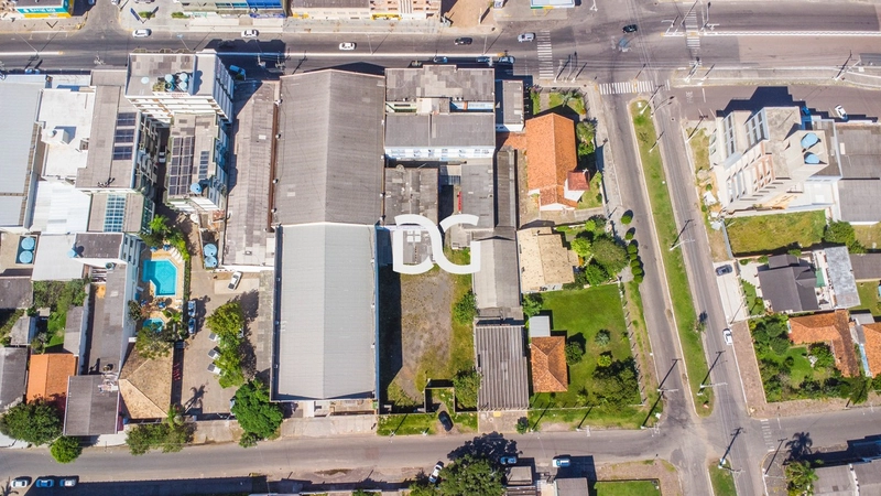 Terreno em ótima localização: 3ª foto da galeria de imagens do imóvel