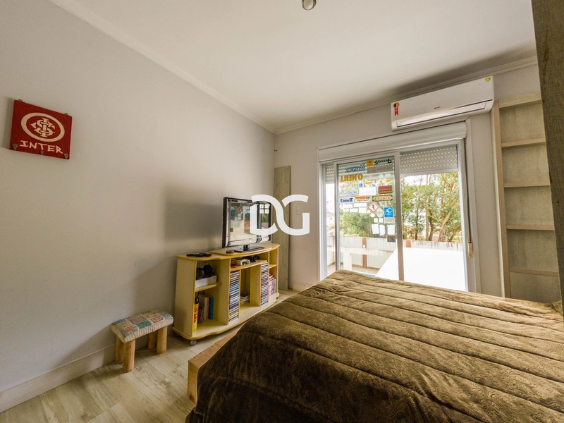 Casa e loja comercial em ótima localização: 11ª foto da galeria de imagens do imóvel