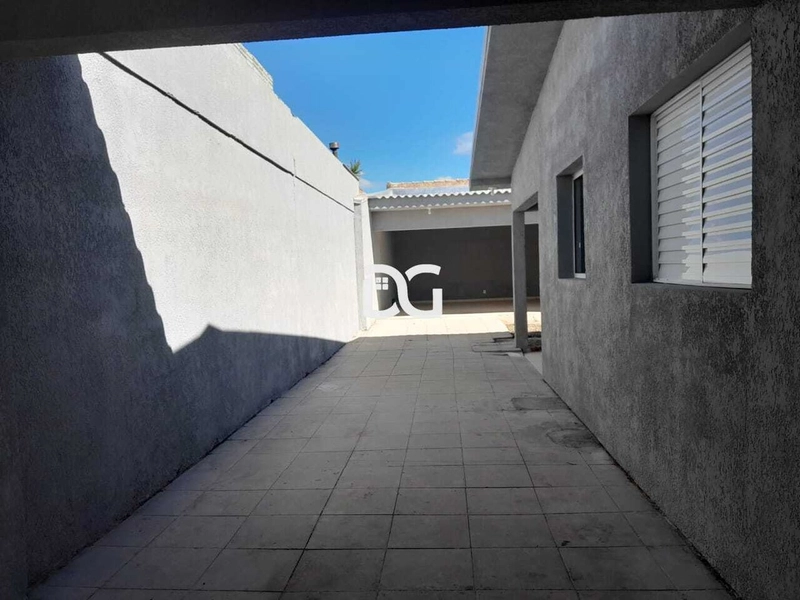 Casa ampla com ambientes agradáveis e bem distribuídos.: 25ª foto da galeria de imagens do imóvel