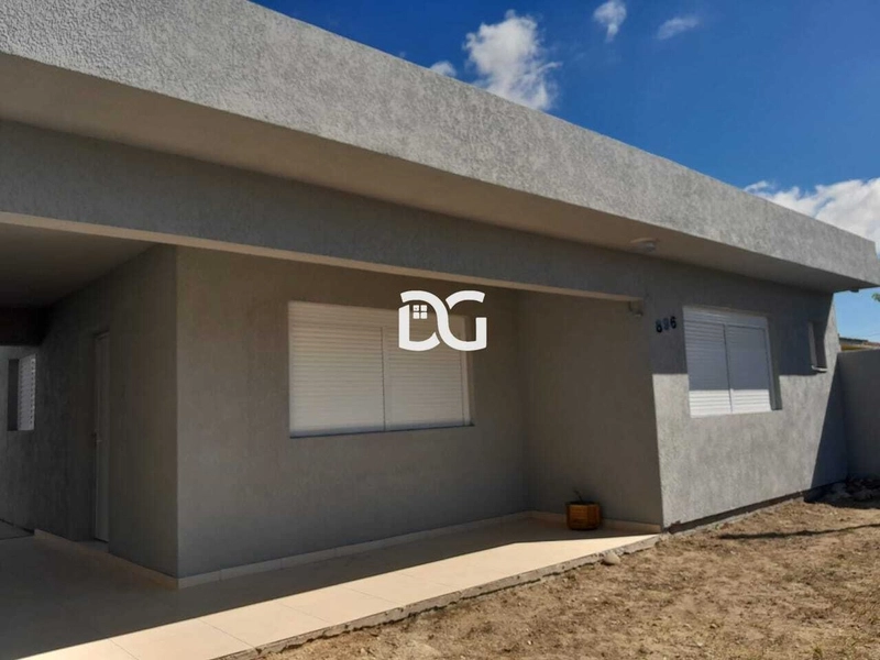 Casa ampla com ambientes agradáveis e bem distribuídos.: 1ª foto da galeria de imagens do imóvel