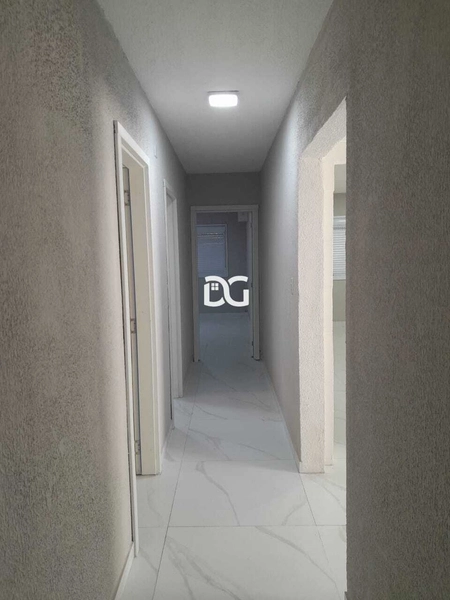 Casa ampla com ambientes agradáveis e bem distribuídos.: 8ª foto da galeria de imagens do imóvel