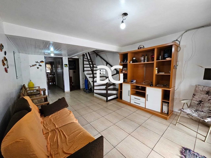 Sobrado Triplex mobiliado na Zona Nova em Tramandaí: 3ª foto da galeria de imagens do imóvel