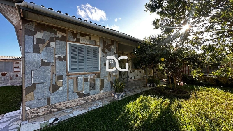 Ideal para quem busca conforto e espaço em uma residência completa.: 2ª foto da galeria de imagens do imóvel