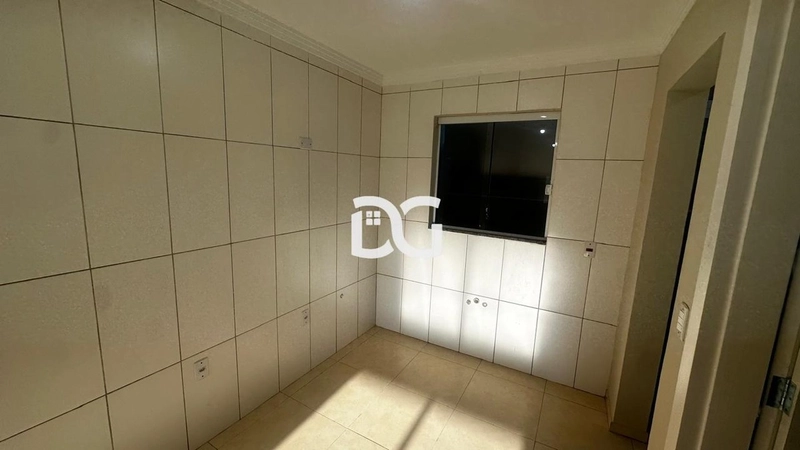 Duplex com ambientes bem distribuídos e ótima iluminação natural.: 8ª foto da galeria de imagens do imóvel