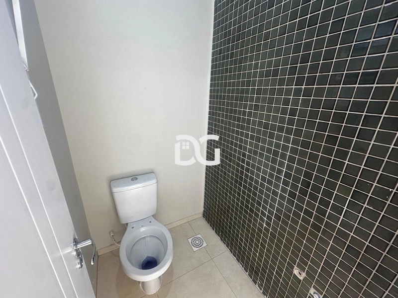 Duplex com ambientes bem distribuídos e ótima iluminação natural.: 16ª foto da galeria de imagens do imóvel
