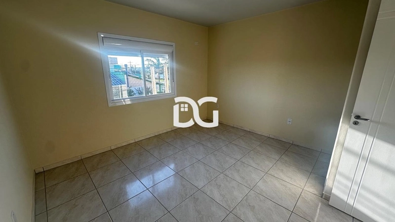 Duplex com ambientes bem distribuídos e ótima iluminação natural.: 11ª foto da galeria de imagens do imóvel