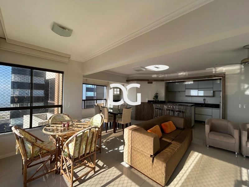 Apartamento com excelente distribuição, composto por 3 dormitórios: 3ª foto da galeria de imagens do imóvel
