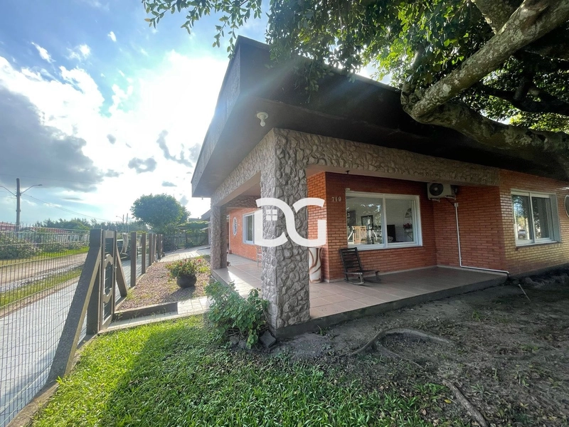 Imóvel bem localizado, com excelente potencial residencial.: 1ª foto da galeria de imagens do imóvel